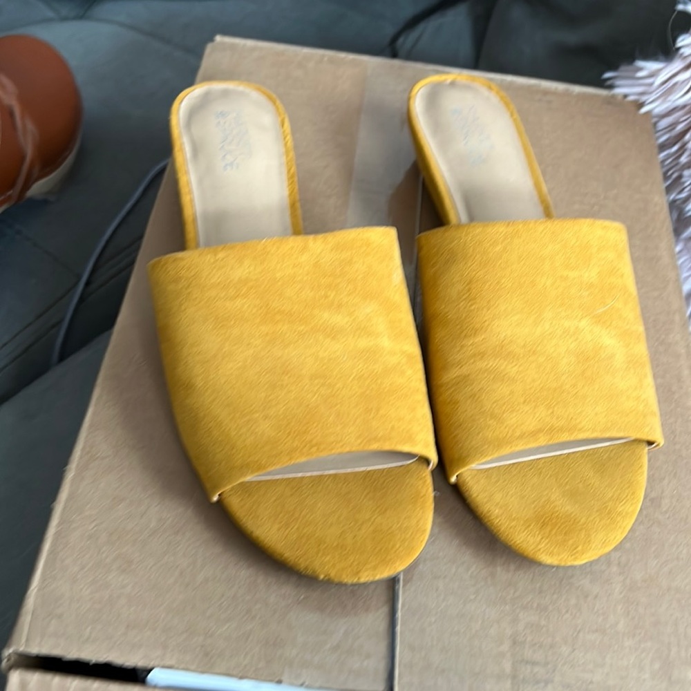 Market & Spruce faux suede sandals